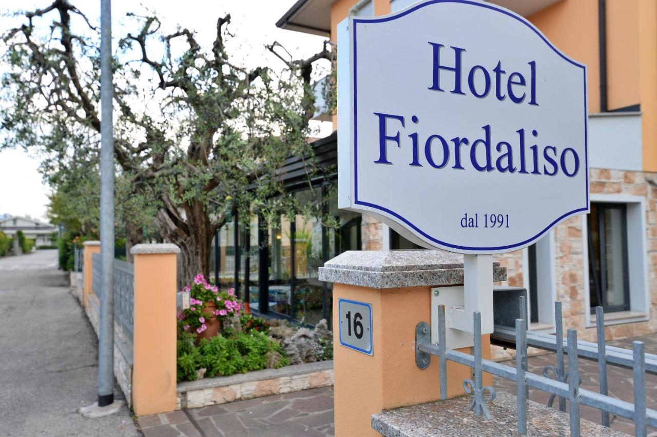 Hotel Fiordaliso Sirmione Kültér fotó